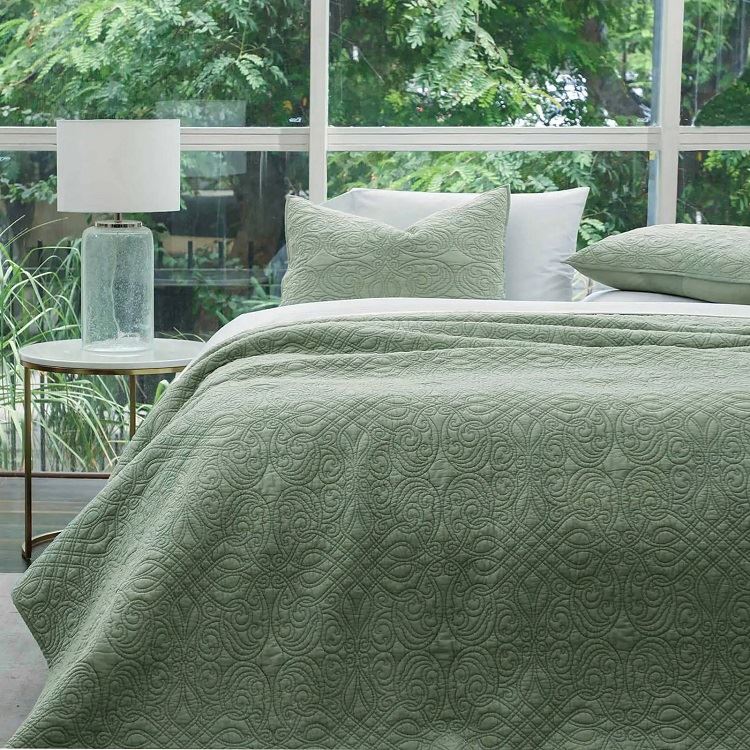 Green Embroidered Quilt Set