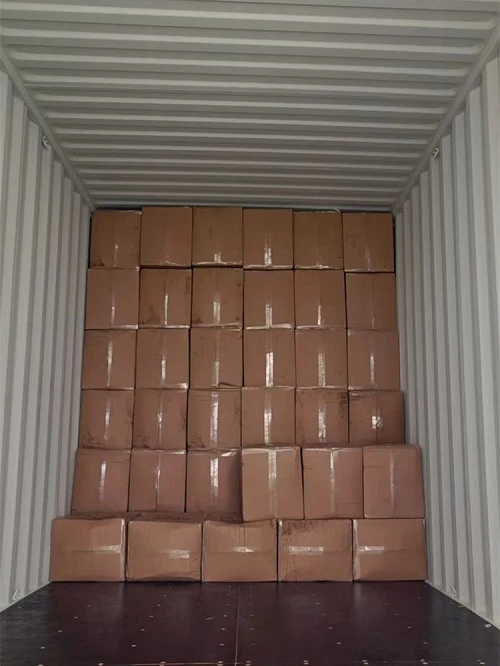 SMIKE Quilts And Cushions Are Packed And Shipped SMIKE Quilts And Cushions Are Packed And Shipped