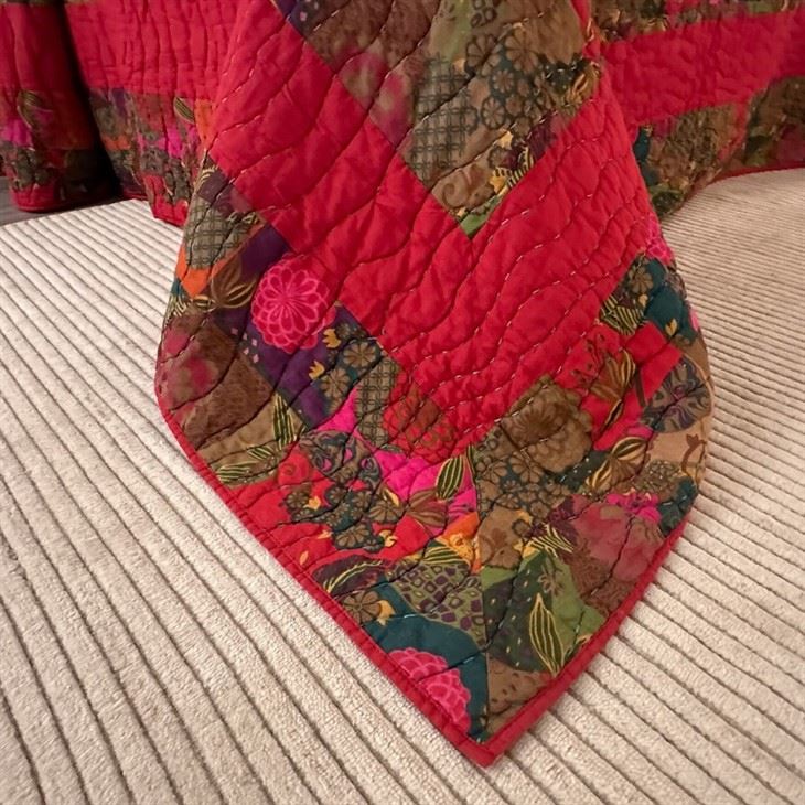 Eembroidered Quilted Bedspread-3