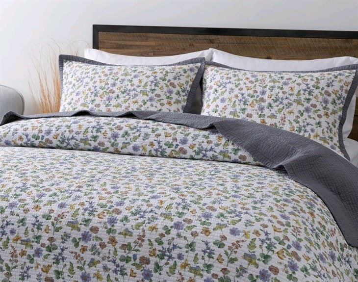 Floral Cotton Quilt