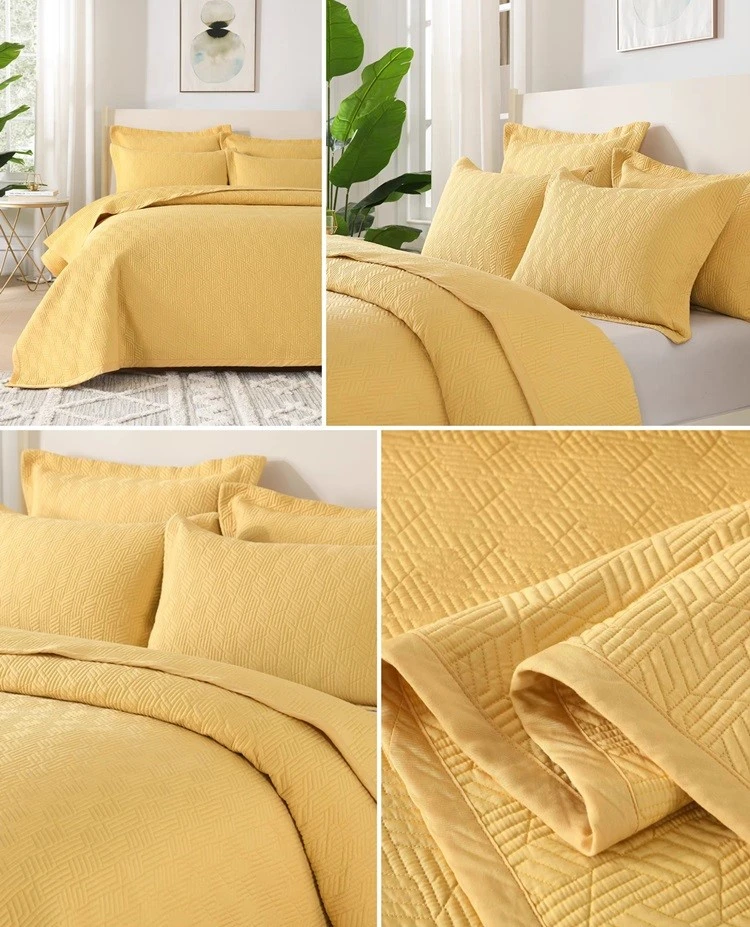 Details of Solid Embroidered Cotton Quilt Set Details of Solid Embroidered Cotton Quilt Set
