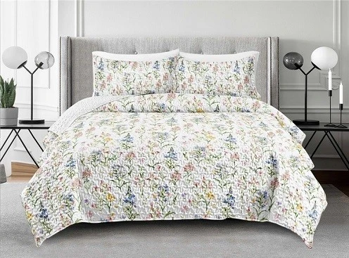 Floral Print Quilt Set