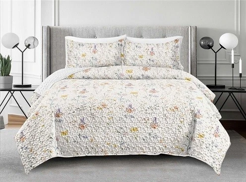 Floral Print Quilt Set