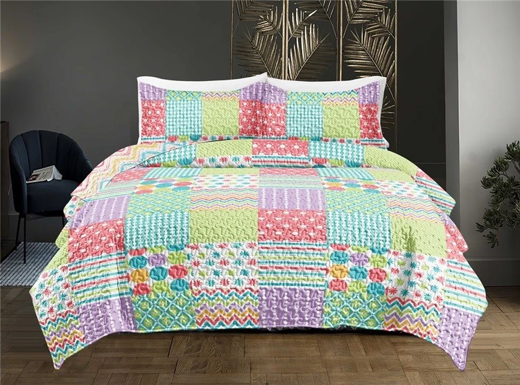 Colorful Patchwork Quilt Set Colorful Patchwork Quilt Set