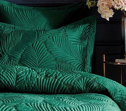 Leaf Pattern Quilted Embroidered Quilt Set-Green2