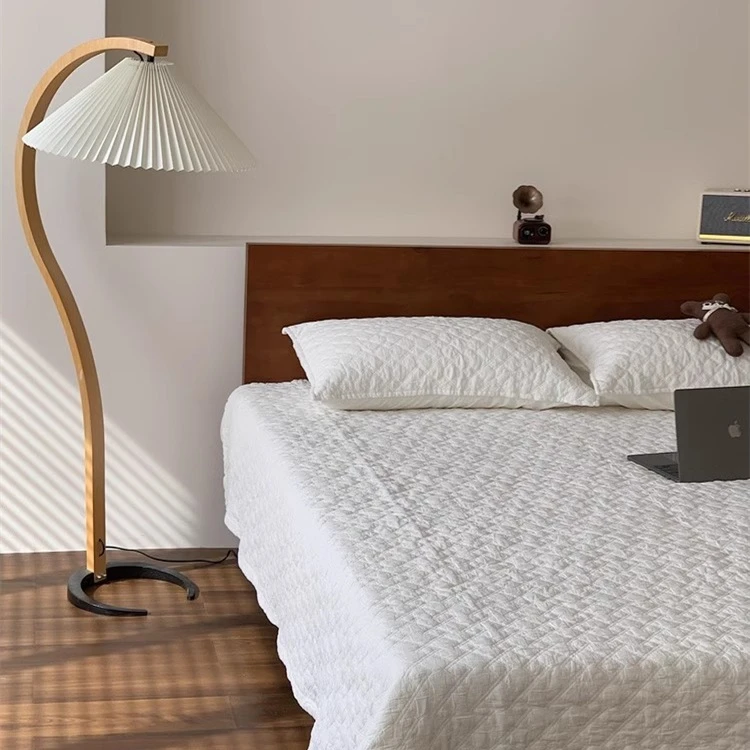 Stone Washed Cotton Quilt-White 1 Stone Washed Cotton Quilt-White 1