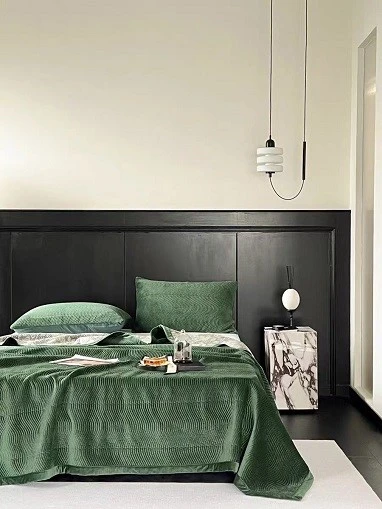 Stone Washed Reversible Bedspread-1