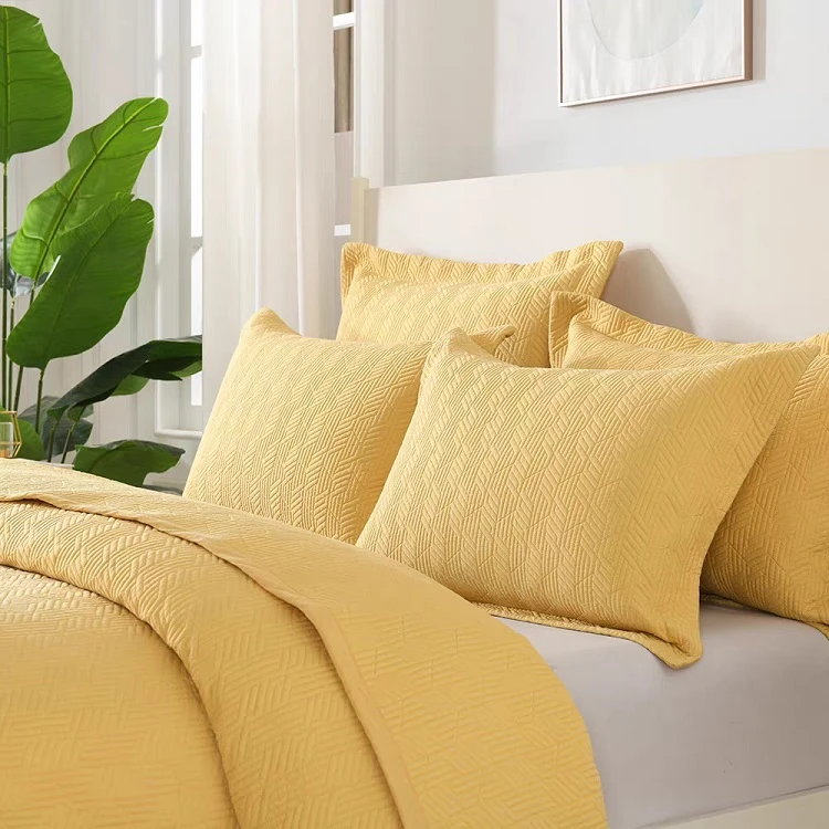 Solid Embroidered Cotton Quilt Set-Yellow